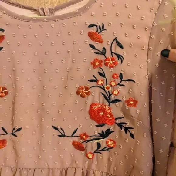 embroidered chiffon dress - Picture 3 of 5